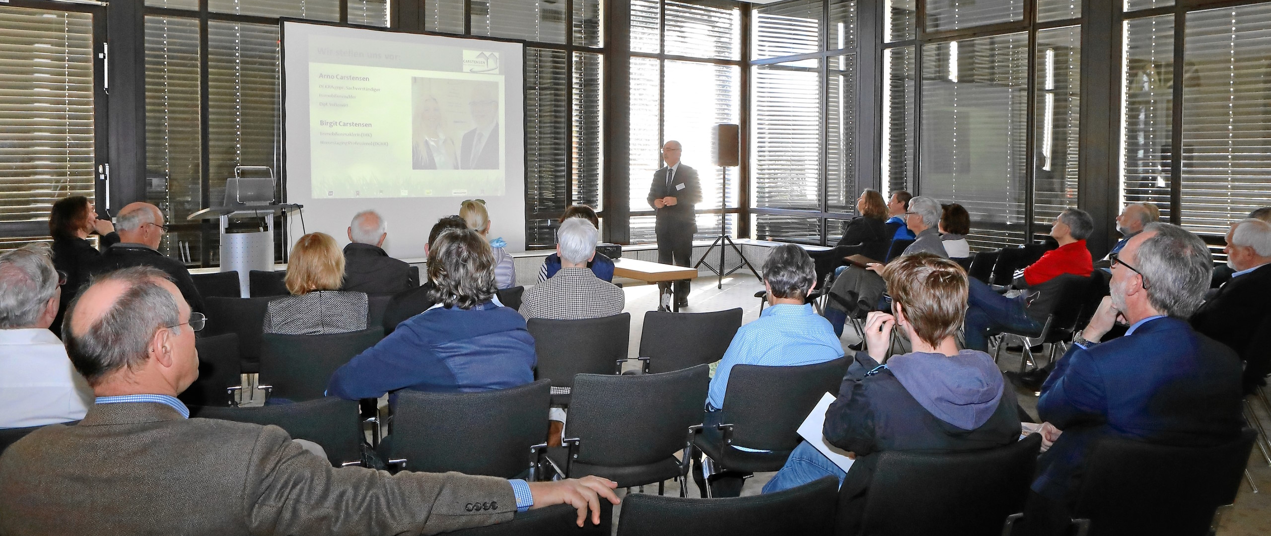 Carstensen Immobilien - Makler für Immobilien in Mönchengladbach