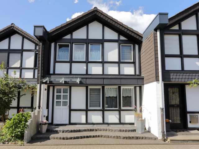 Traumhaftes Familienhaus in Mönchengladbach-Bettrath – So möchten viele wohnen!